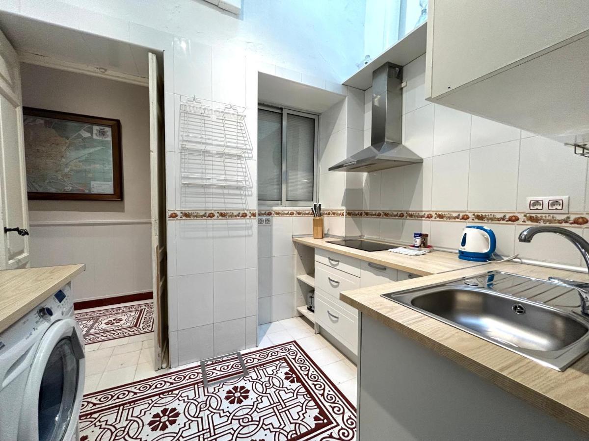 Home In Seville V33-B 外观 照片